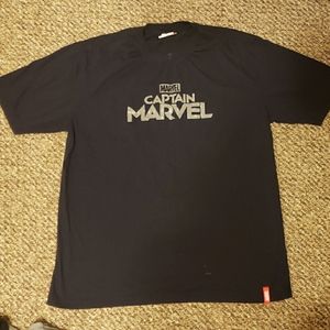 4for10💕 NWOT Captain Marvel Tshirt